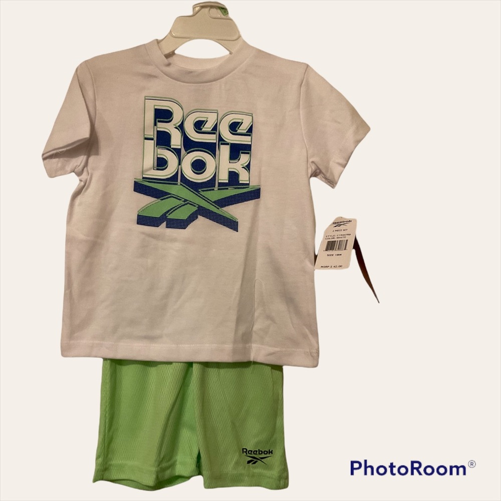 Reebok infant boy 2 pc active short set- white/green, 24 mo.
